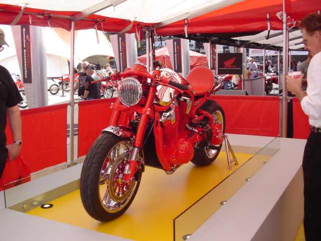 Jesee James custom for Honda, second shot...