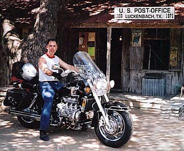 Luckenbach